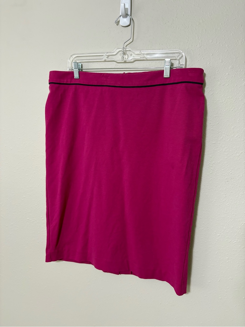 Boden Fuchsia Pencil Skirt with Navy Trim